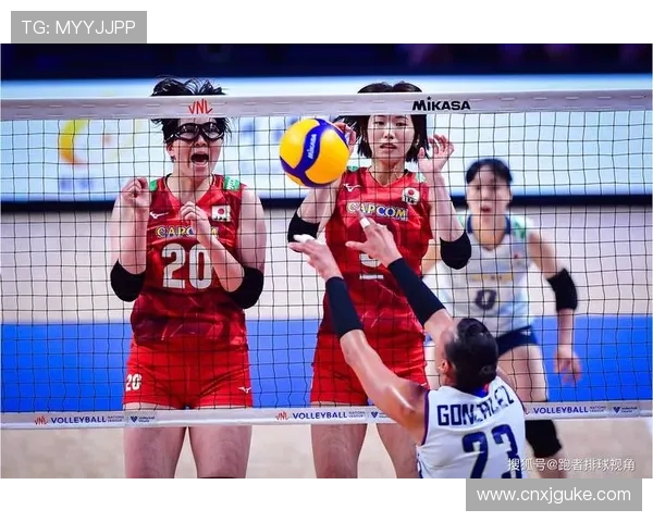 中国女排强势逆转日本队再夺冠展现团队力量与拼搏精神震撼全场