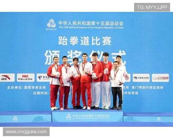 全运会赛场迎来激烈角逐 各项赛事成绩亮眼 运动员拼搏精神令人赞叹