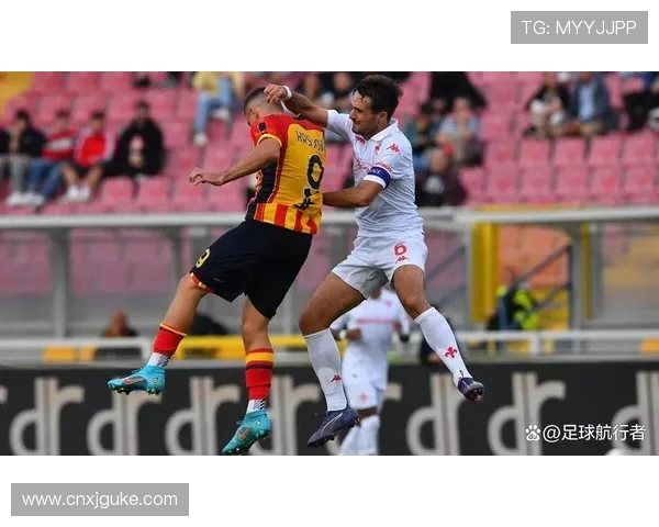 佛罗伦萨俱乐部签约新援加强阵容目标锁定欧洲赛事席位 佛罗伦萨俱乐部签约新援加强阵容目标锁定欧洲赛事席位