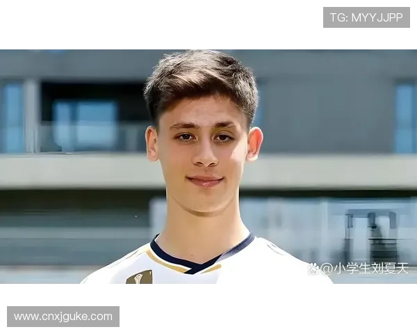 马刺队新赛季备战升级 青年才俊崭露头角 多名球员积极恢复训练